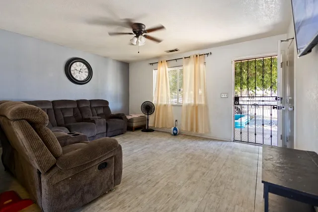 $339,999 | 1949 Sunset Avenue, Stockton, CA 95205