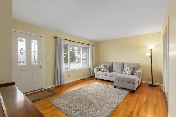$275,000 | 1805 Englewood Avenue, Madison Heights, MI 48071