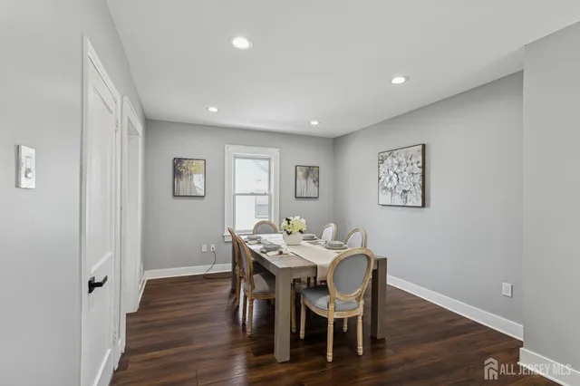 $535,000 | 210 Rock Avenue, Piscataway, NJ 08854