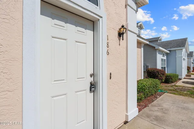 $290,000 | 186 White Cap Way, Panama City Beach, FL 32407