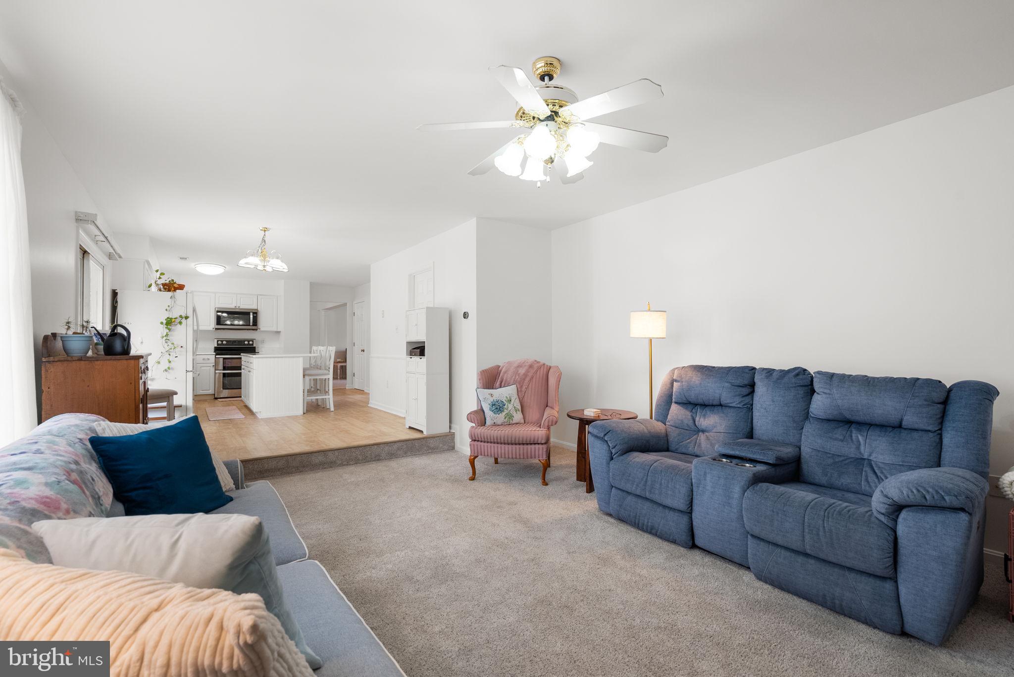 191 Midsummer Drive Frederick, MD 21702 - Photo 16 of 44 Large family room