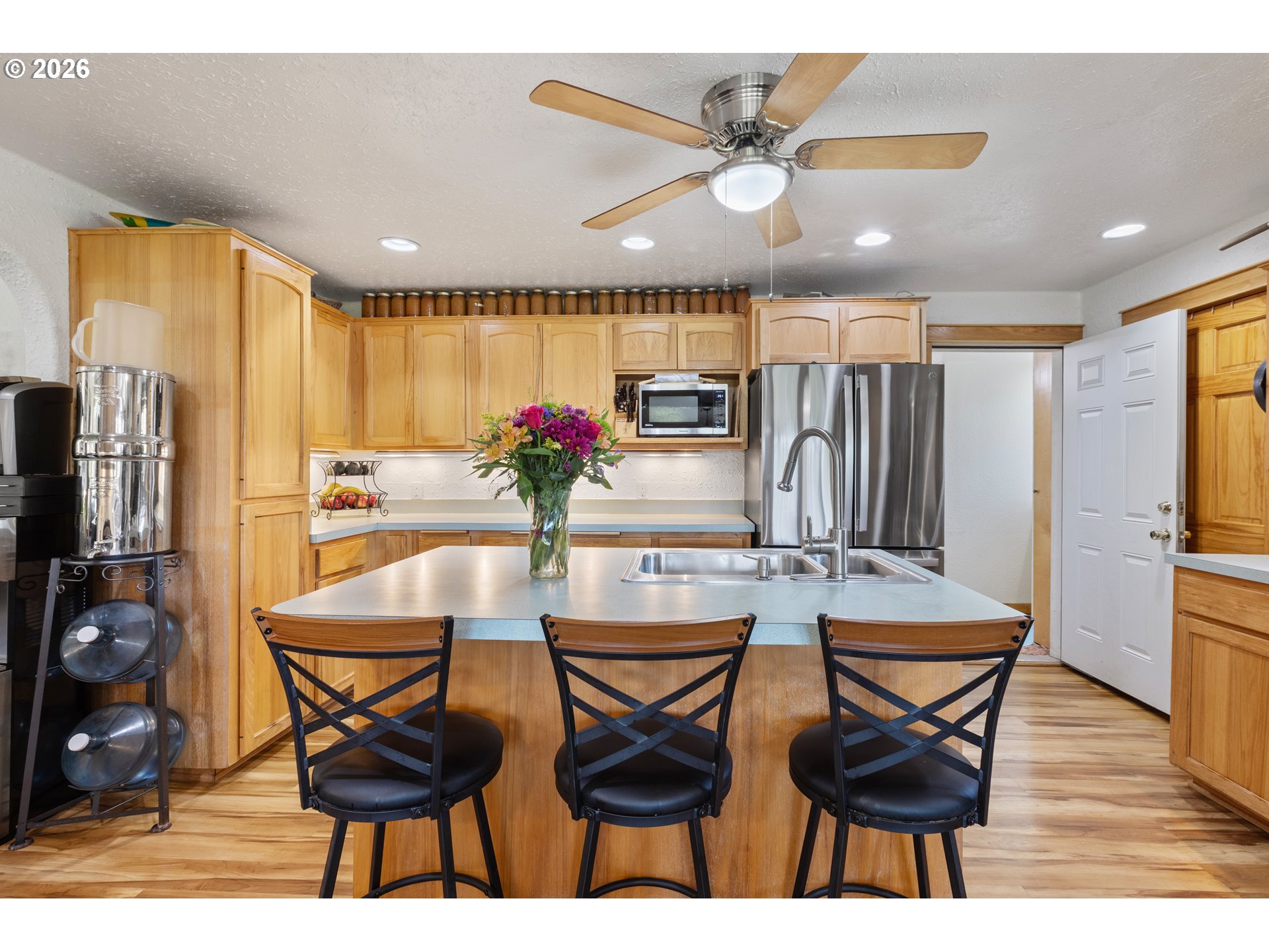 220 Faver Drive Riddle, OR 97469 - Photo 12 of 48