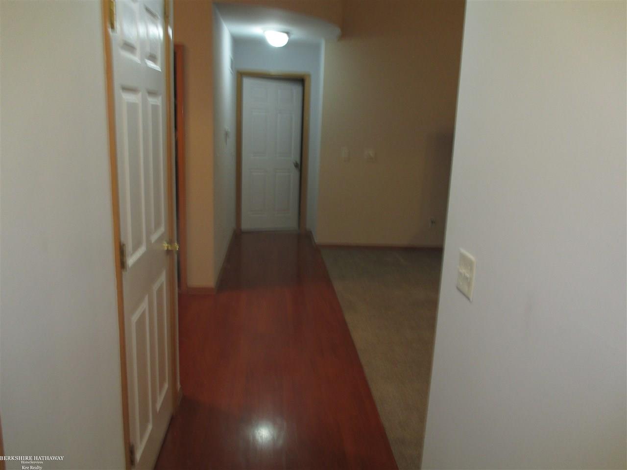 46243 Rocker Drive Macomb, MI 48044 - Photo 21 of 23 50003208-20.JPG