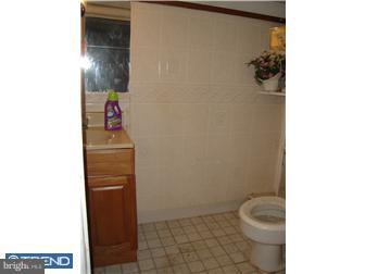 738 Wynnewood Road Philadelphia, PA 19151 - Photo 7 of 7 Bathroom