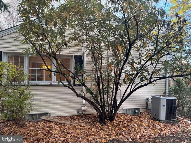 $3,500 | 1230 Susquehanna Road, Jenkintown, PA 19046