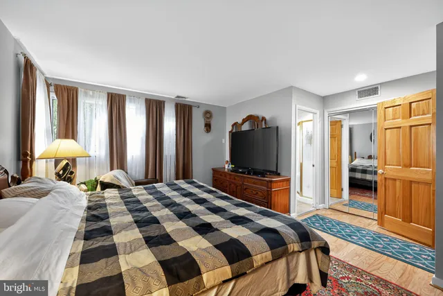 $569,900 | 1125 Boxwood Road, Jenkintown, PA 19046