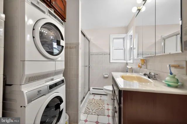 $569,900 | 1125 Boxwood Road, Jenkintown, PA 19046