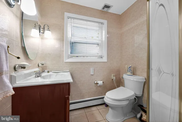 $569,900 | 1125 Boxwood Road, Jenkintown, PA 19046