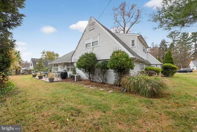 $569,900 | 1125 Boxwood Road, Jenkintown, PA 19046