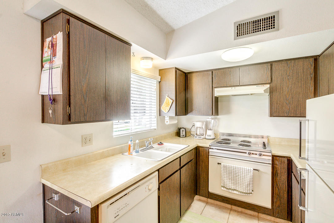 649 South Power Road, Unit 372 Mesa, AZ 85206 - Photo 6 of 15 06-Power