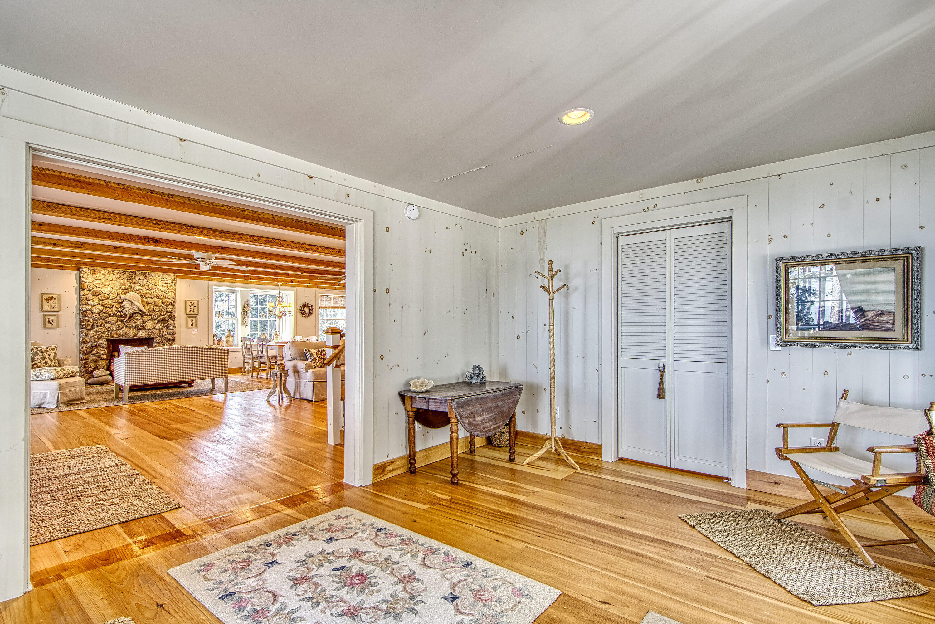 635 Paul Bunyan Road Corea, ME 04624 - Photo 8 of 33 635 Paul Bunyan interior entry 2