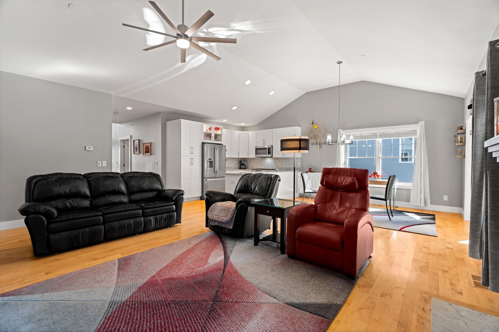 25 Dogwood Road Salem, NH 03079 - Photo 11 of 42