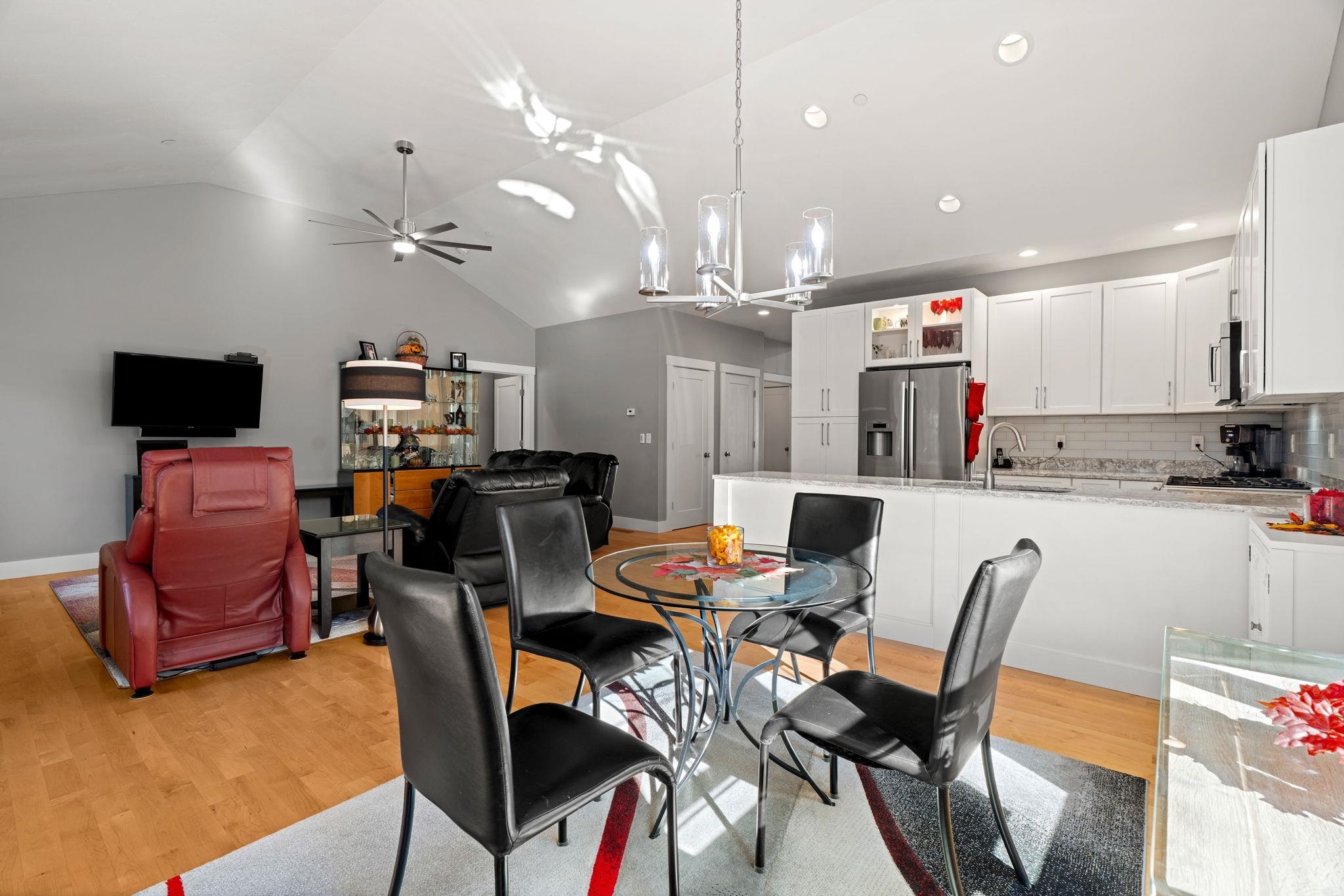 25 Dogwood Road Salem, NH 03079 - Photo 14 of 42