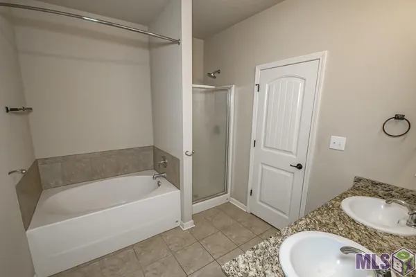 $309,999 | 10661 Braves Avenue, Denham Springs, LA 70726