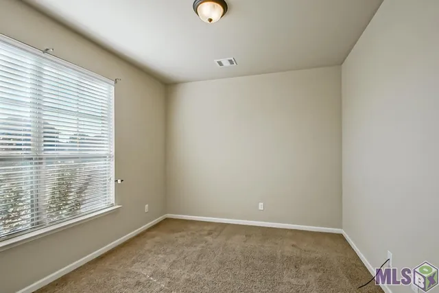 $309,999 | 10661 Braves Avenue, Denham Springs, LA 70726