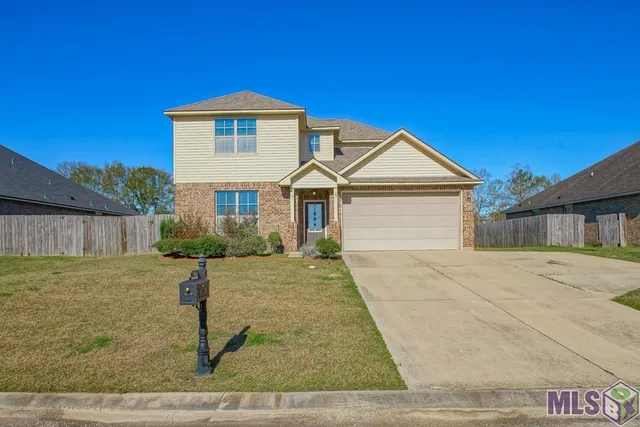 $309,999 | 10661 Braves Avenue, Denham Springs, LA 70726