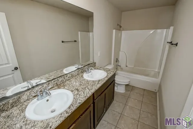 $309,999 | 10661 Braves Avenue, Denham Springs, LA 70726