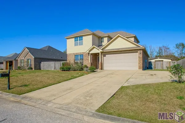 $309,999 | 10661 Braves Avenue, Denham Springs, LA 70726