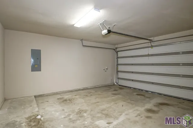 $309,999 | 10661 Braves Avenue, Denham Springs, LA 70726