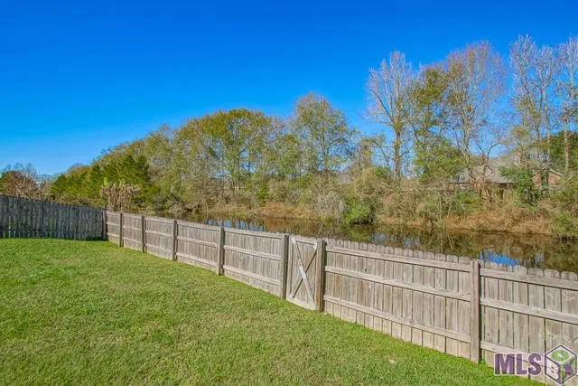 $309,999 | 10661 Braves Avenue, Denham Springs, LA 70726