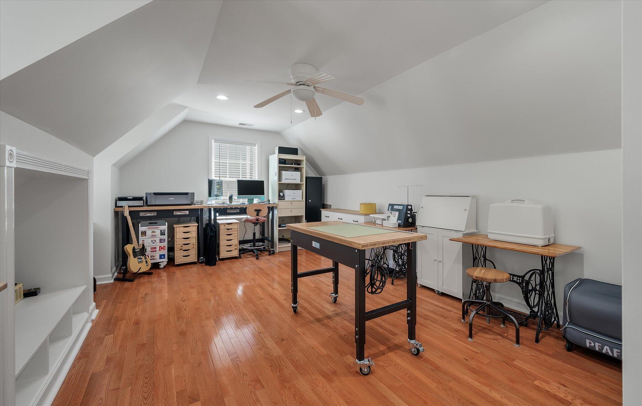 1516 Devol Street Mount Pleasant, SC 29466 - Photo 34 of 65 HUGE FROG