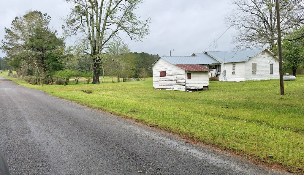4137 Rollinson Road Liberty, MS 39645 - Photo 3 of 20 Photo 3