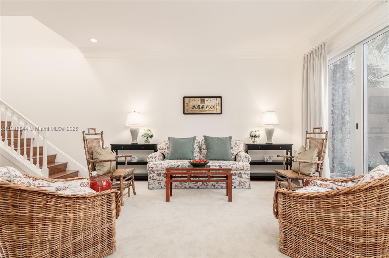11609 Southeast Florida Avenue Hobe Sound, FL 33455 - Photo 9 of 31 a living room with furniture