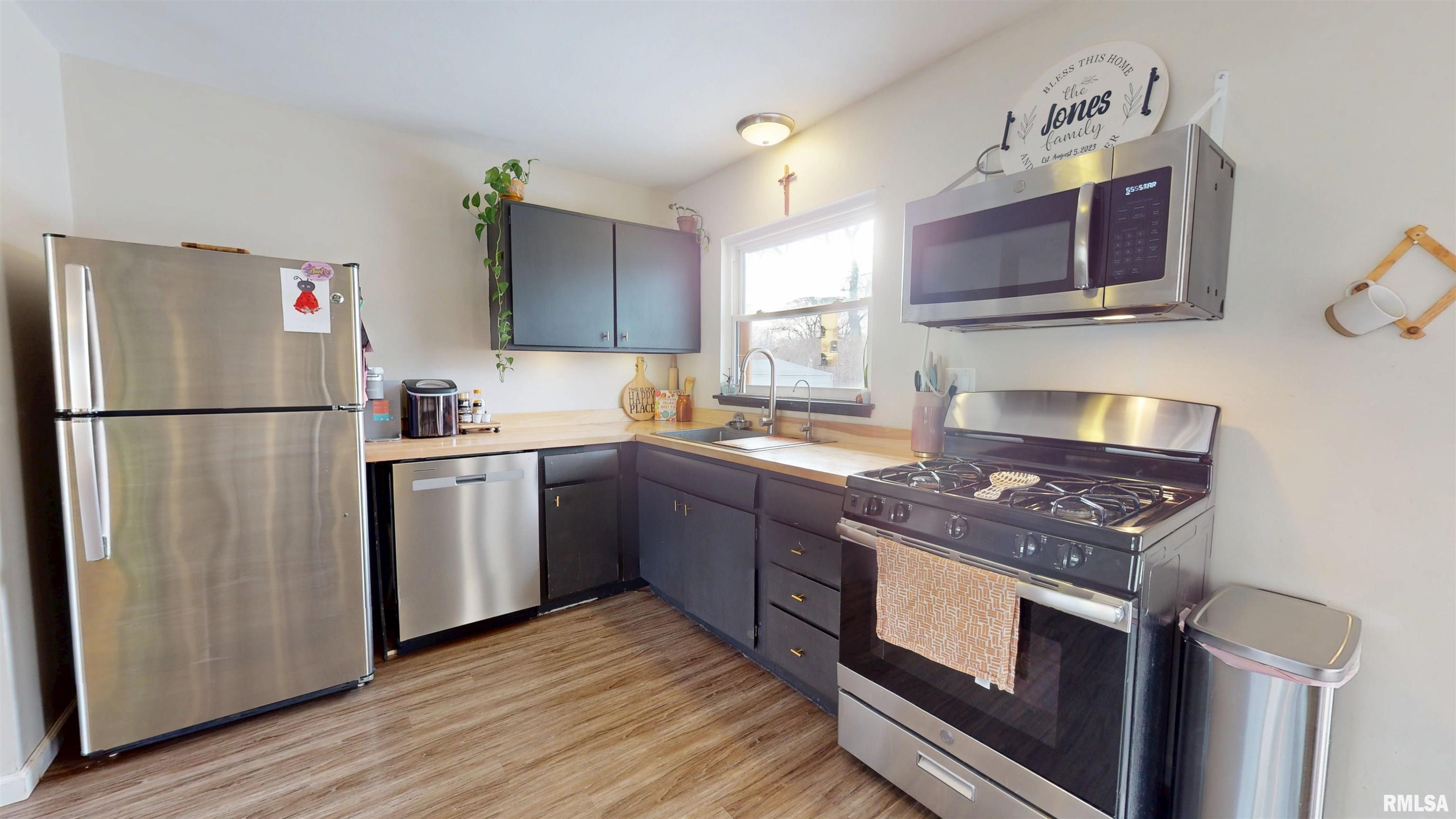 411 Capri Street Pekin, IL 61554 - Photo 12 of 19