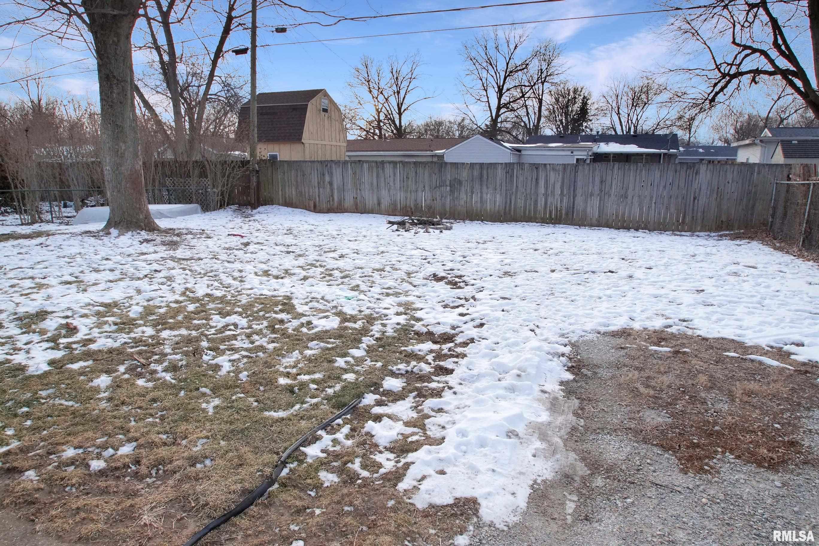 411 Capri Street Pekin, IL 61554 - Photo 5 of 19