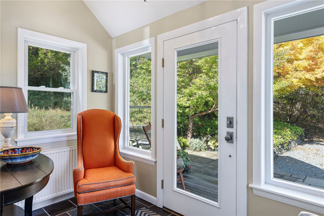 140 Connection Street Newport, RI 02840 - Photo 3 of 37