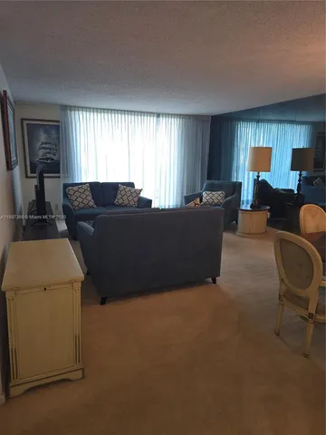 $1,750 | 609 Northeast 14th Avenue, Unit 701, Hallandale Beach, FL 33009