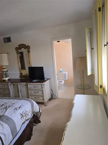 $1,750 | 609 Northeast 14th Avenue, Unit 701, Hallandale Beach, FL 33009