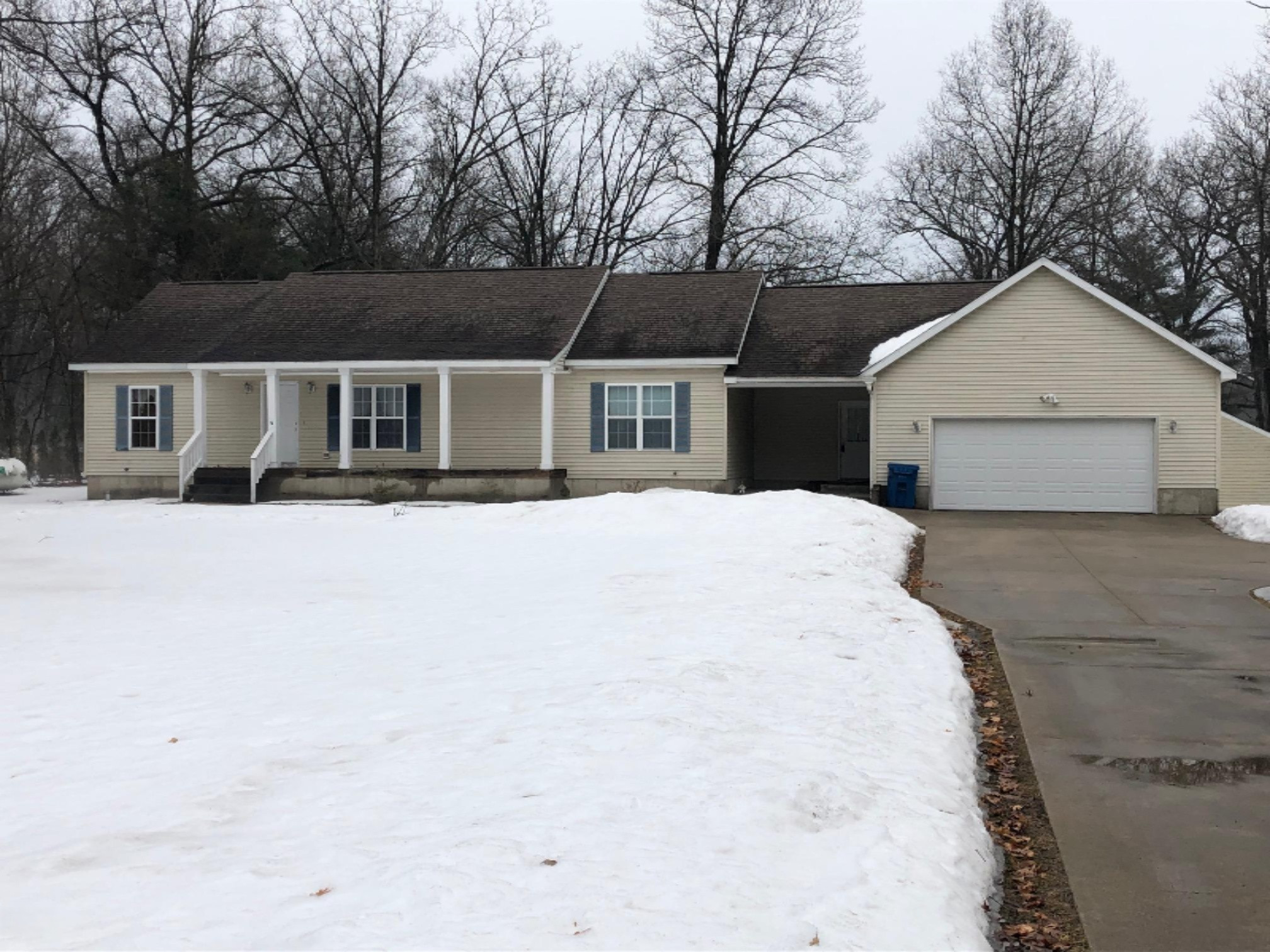 1908 South Maple Island Road Muskegon, MI 49442 - Photo 1 of 18 1