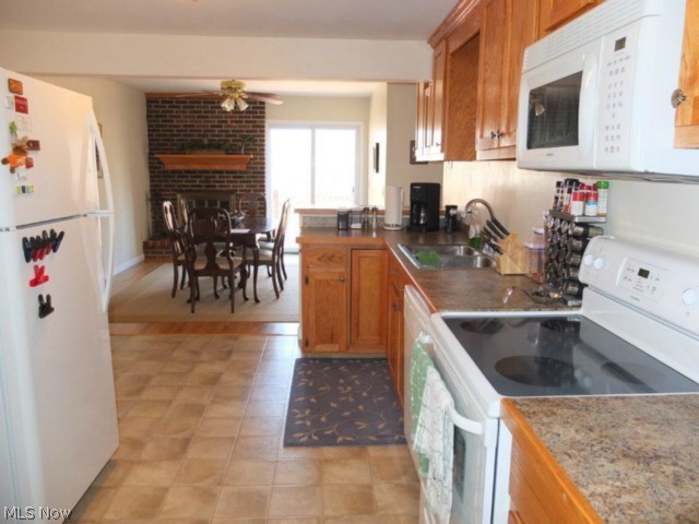 3185 Mayfair Road Akron, OH 44312 - Photo 4 of 14 Kitchen & dinette