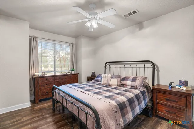 $1,300,000 | 400 Indian Hills Road, Gatesville, TX 76528