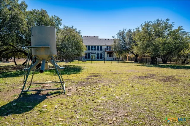 $1,300,000 | 400 Indian Hills Road, Gatesville, TX 76528