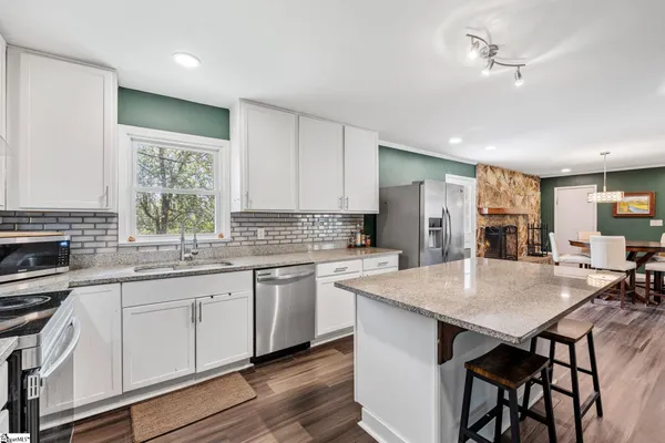 $299,500 | 210 Ligon Drive, Anderson, SC 29621