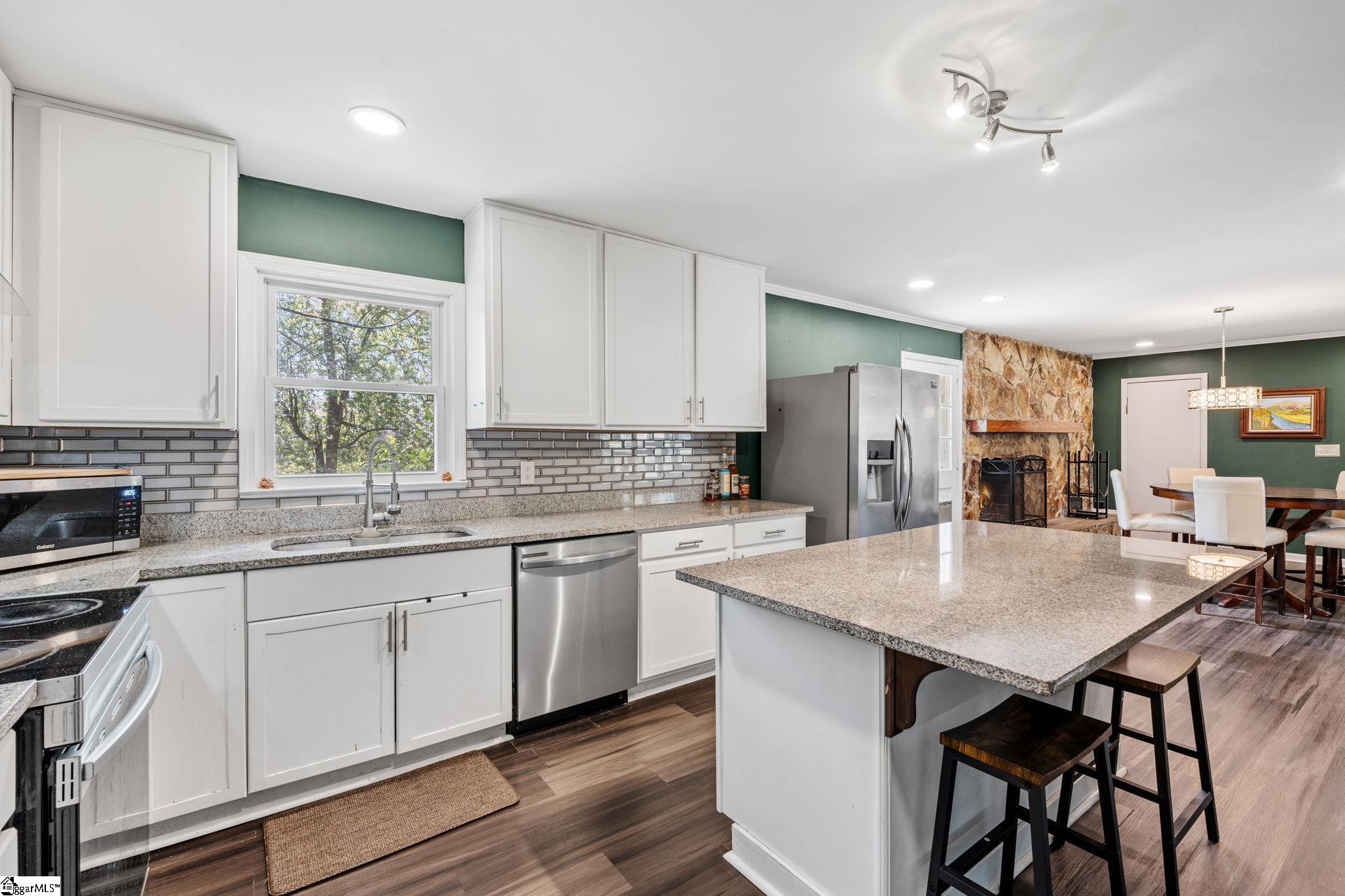 210 Ligon Drive Anderson, SC 29621 - Photo 11 of 38