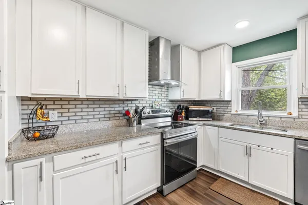 $299,500 | 210 Ligon Drive, Anderson, SC 29621