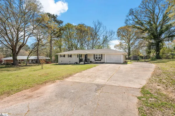 $299,500 | 210 Ligon Drive, Anderson, SC 29621