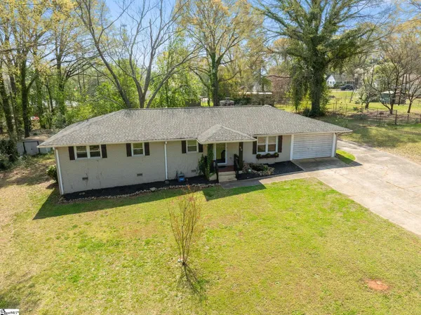 $299,500 | 210 Ligon Drive, Anderson, SC 29621