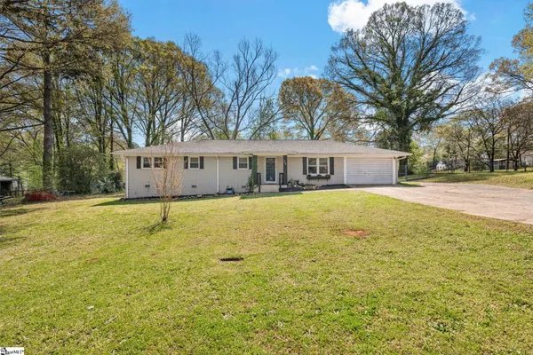 $299,500 | 210 Ligon Drive, Anderson, SC 29621