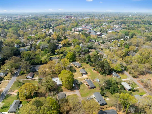 $299,500 | 210 Ligon Drive, Anderson, SC 29621