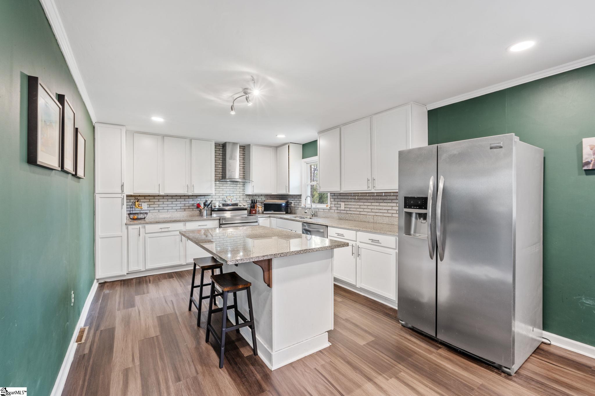 210 Ligon Drive Anderson, SC 29621 - Photo 10 of 38