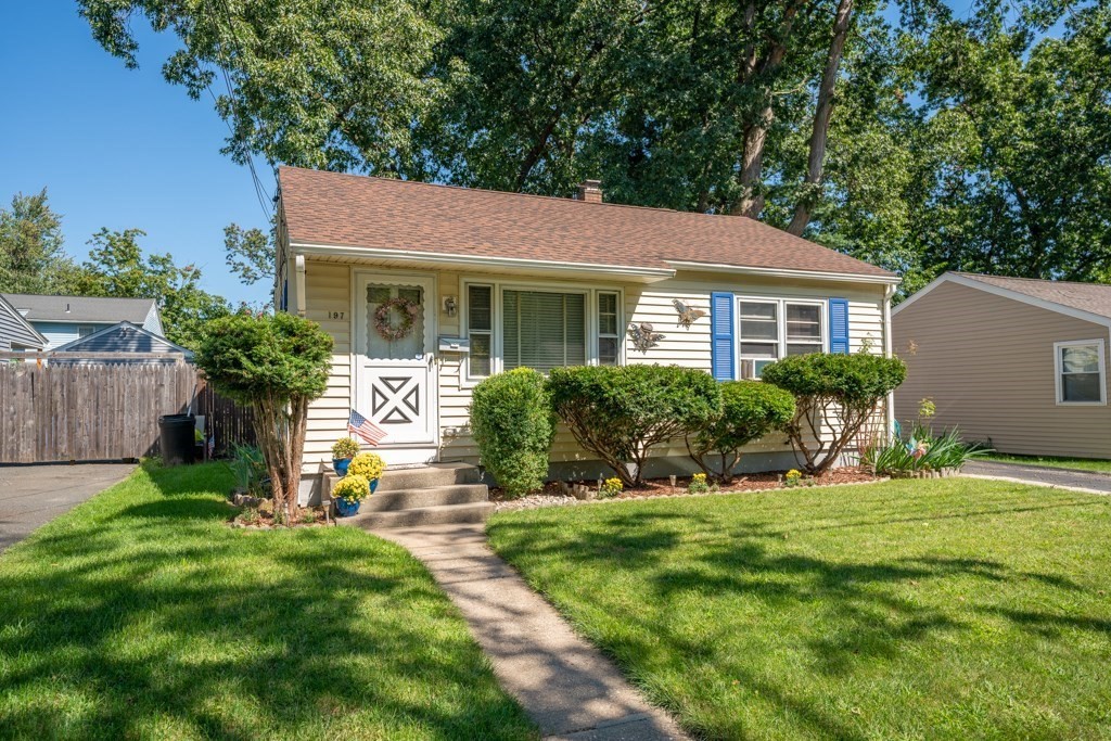 197 Shawmut Street Springfield, MA 01108 - Photo 1 of 37