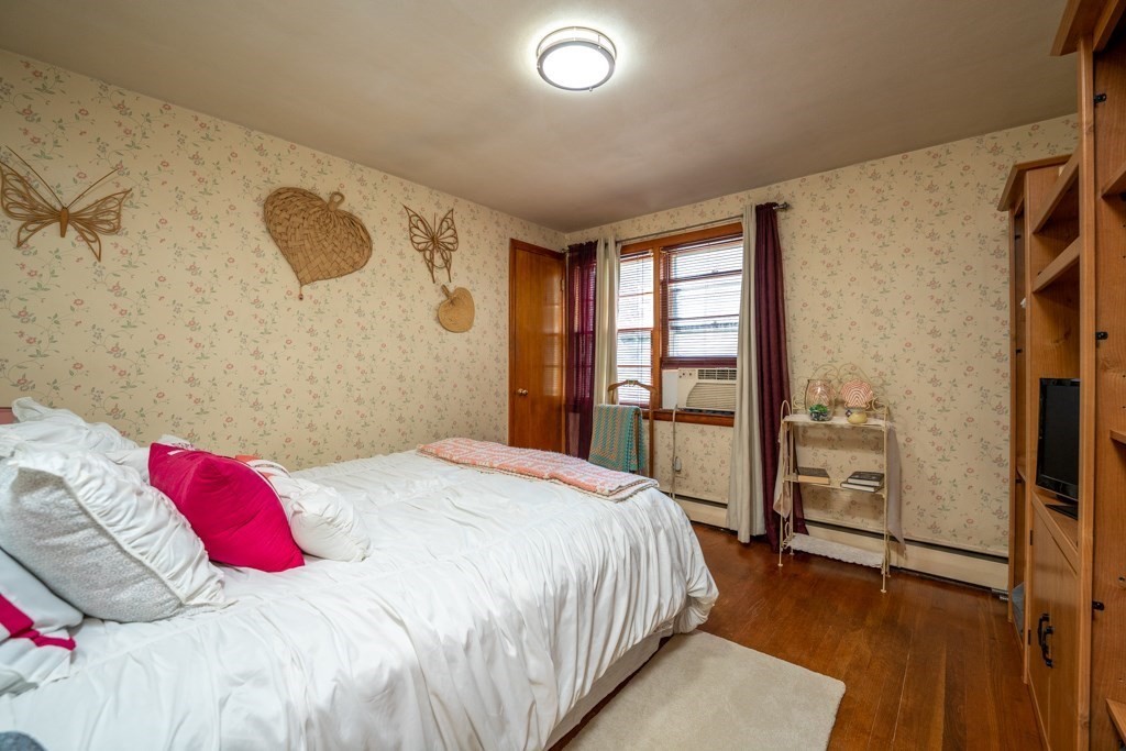 197 Shawmut Street Springfield, MA 01108 - Photo 15 of 37