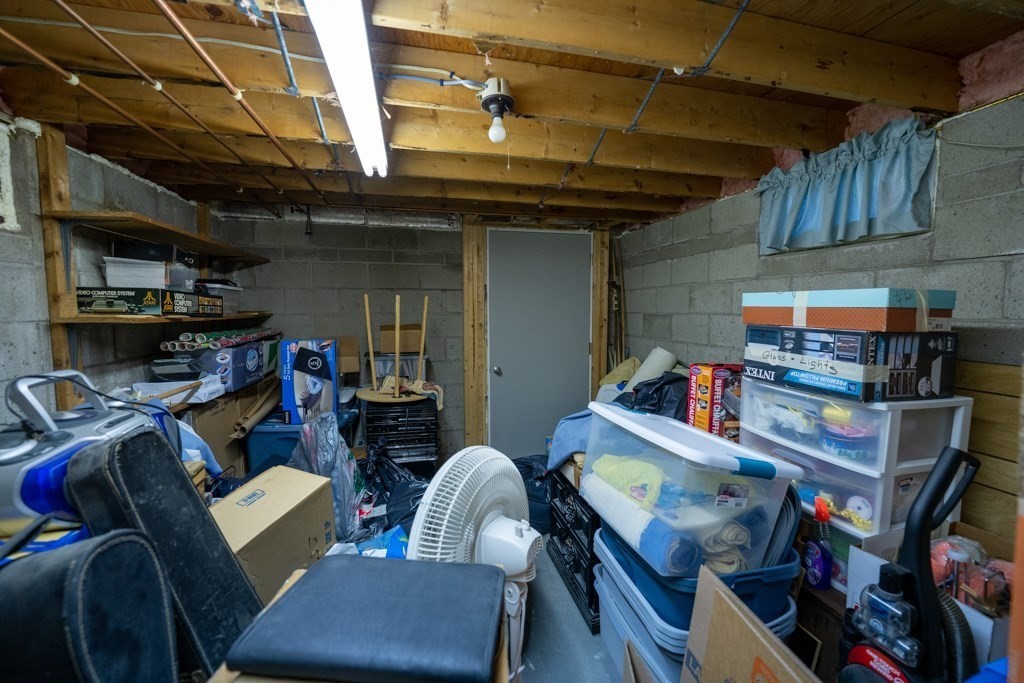 197 Shawmut Street Springfield, MA 01108 - Photo 29 of 37