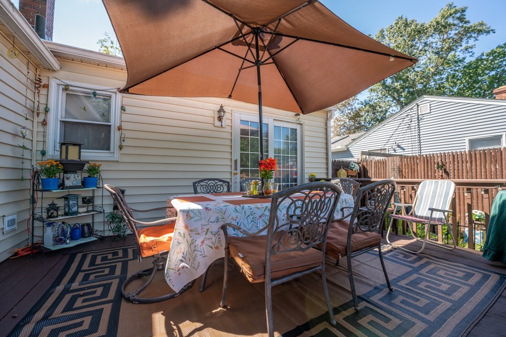 197 Shawmut Street Springfield, MA 01108 - Photo 32 of 37