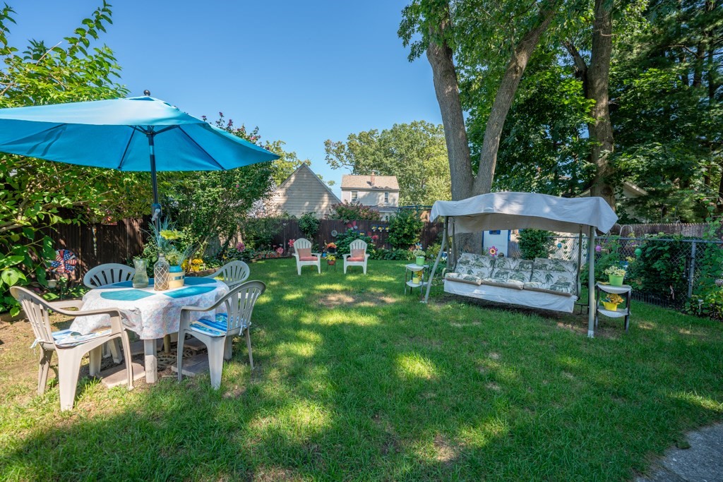 197 Shawmut Street Springfield, MA 01108 - Photo 34 of 37