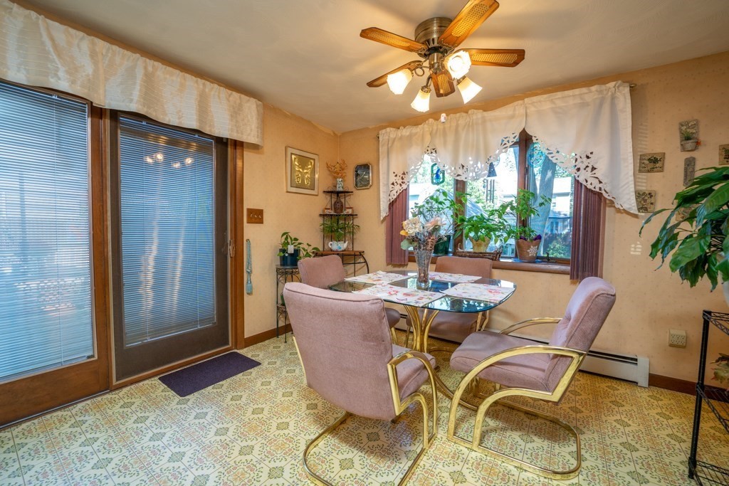 197 Shawmut Street Springfield, MA 01108 - Photo 8 of 37